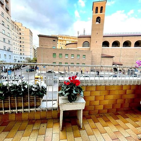 Lucens Domus Appartamento Roma Quartiere Trieste - Vicino Metro B1 - 외부 사진
