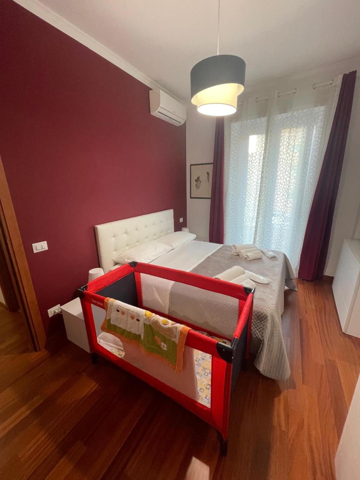 Lucens Domus Appartamento Roma Quartiere Trieste - Vicino Metro B1 - 외부 사진